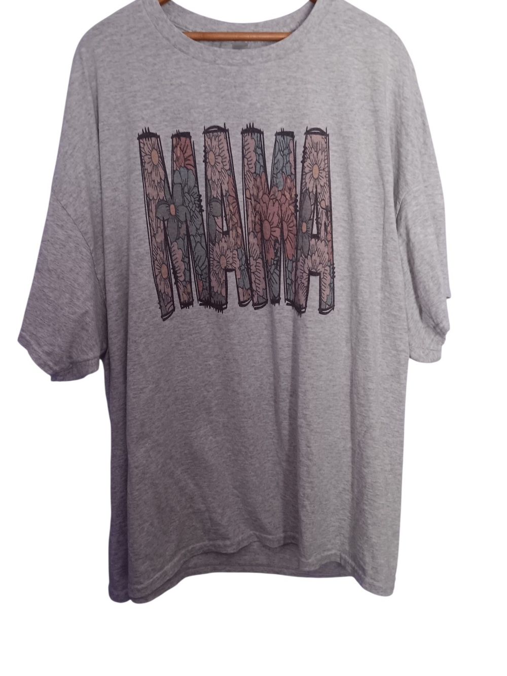 Gildan | Heather Gray Short Sleeve Tee Floral MAMA Block Print Plus Size 3XL